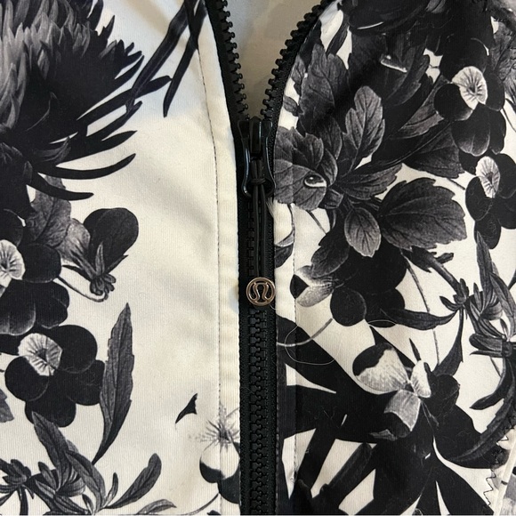 Lululemon Define Jacket - Picture 2 of 6